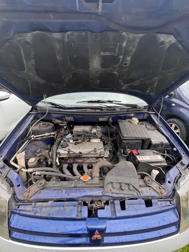 Mitsubishi Space Runner 2,0 +Anhängerkupplung.+Klimaanlage+, foto 10
