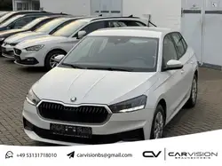 Skoda Fabia 1.0 TSI Active *LED*PDC*SITZHEIZUNG*KLIMA*