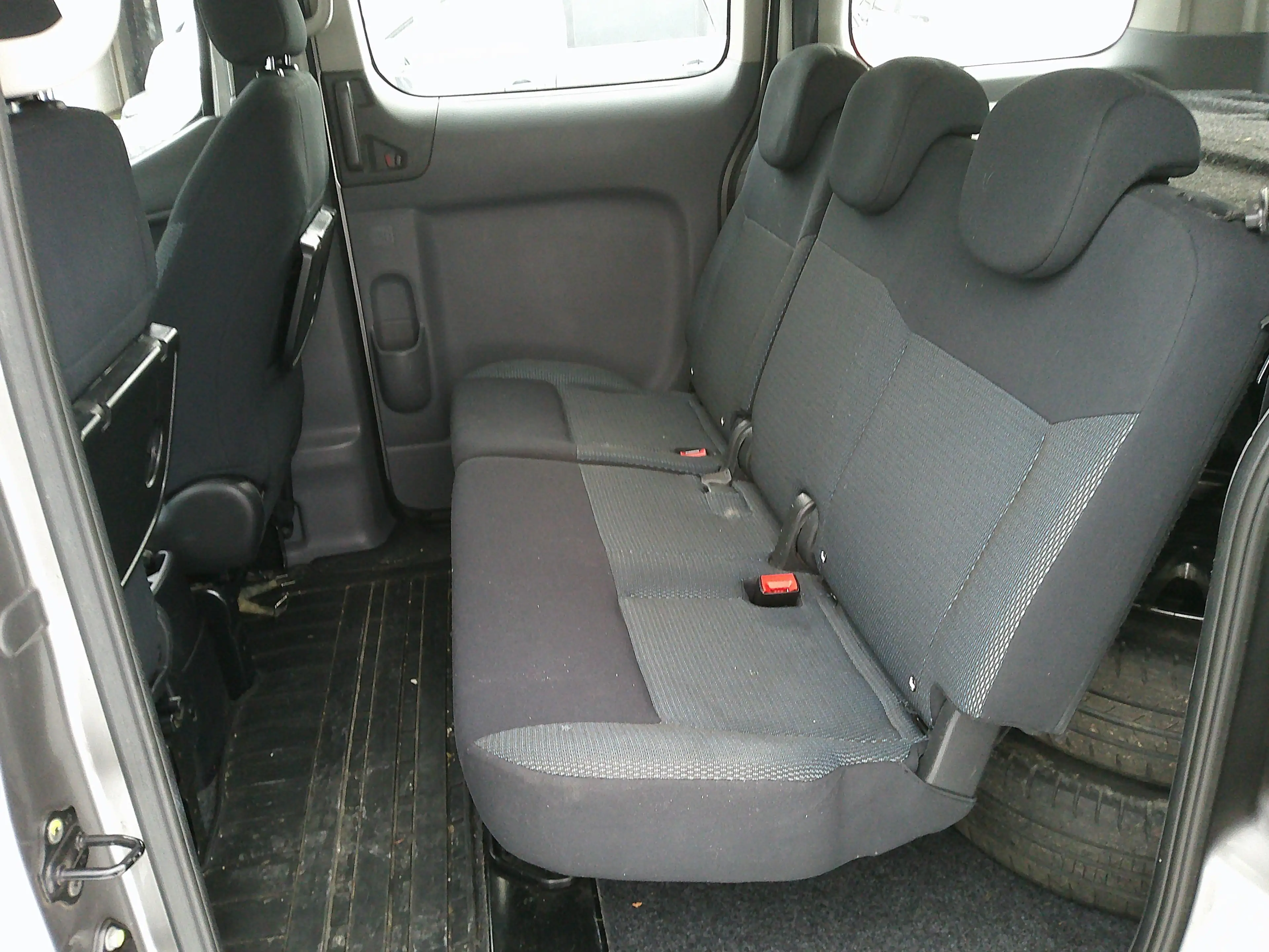 Nissan Evalia Evalia Acenta — photo 11
