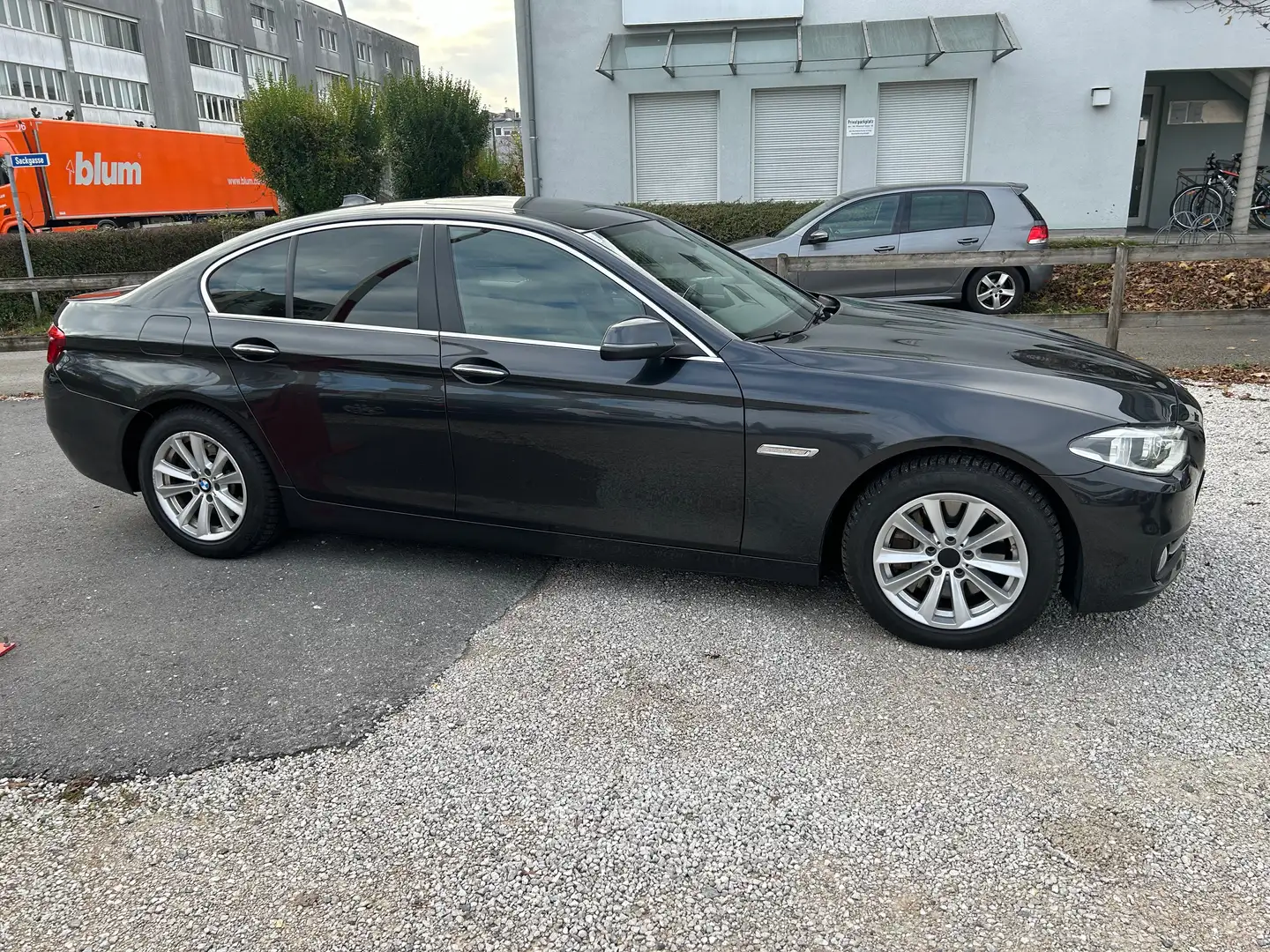 BMW 530 d xDrive Aut./4X ZitzHeizung/GLASDACH/LED/ Gris - 1