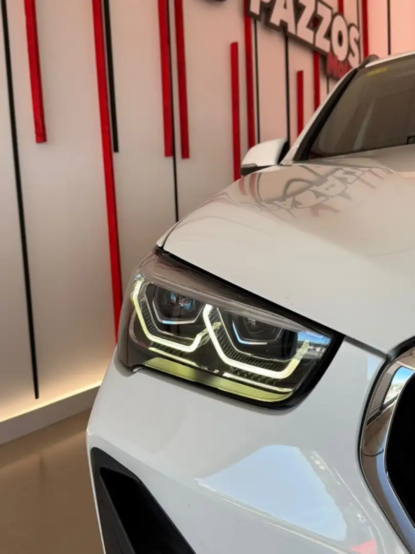 BMW X1 sDrive 18dA Business Blanco - 2