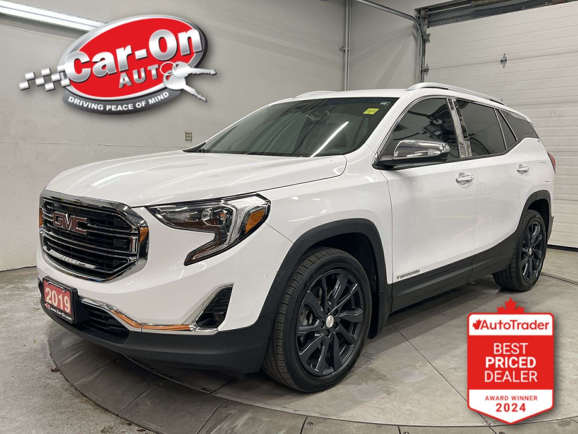 White 2019 GMC Terrain SUV / Crossover Four-Wheel Drive Automatic