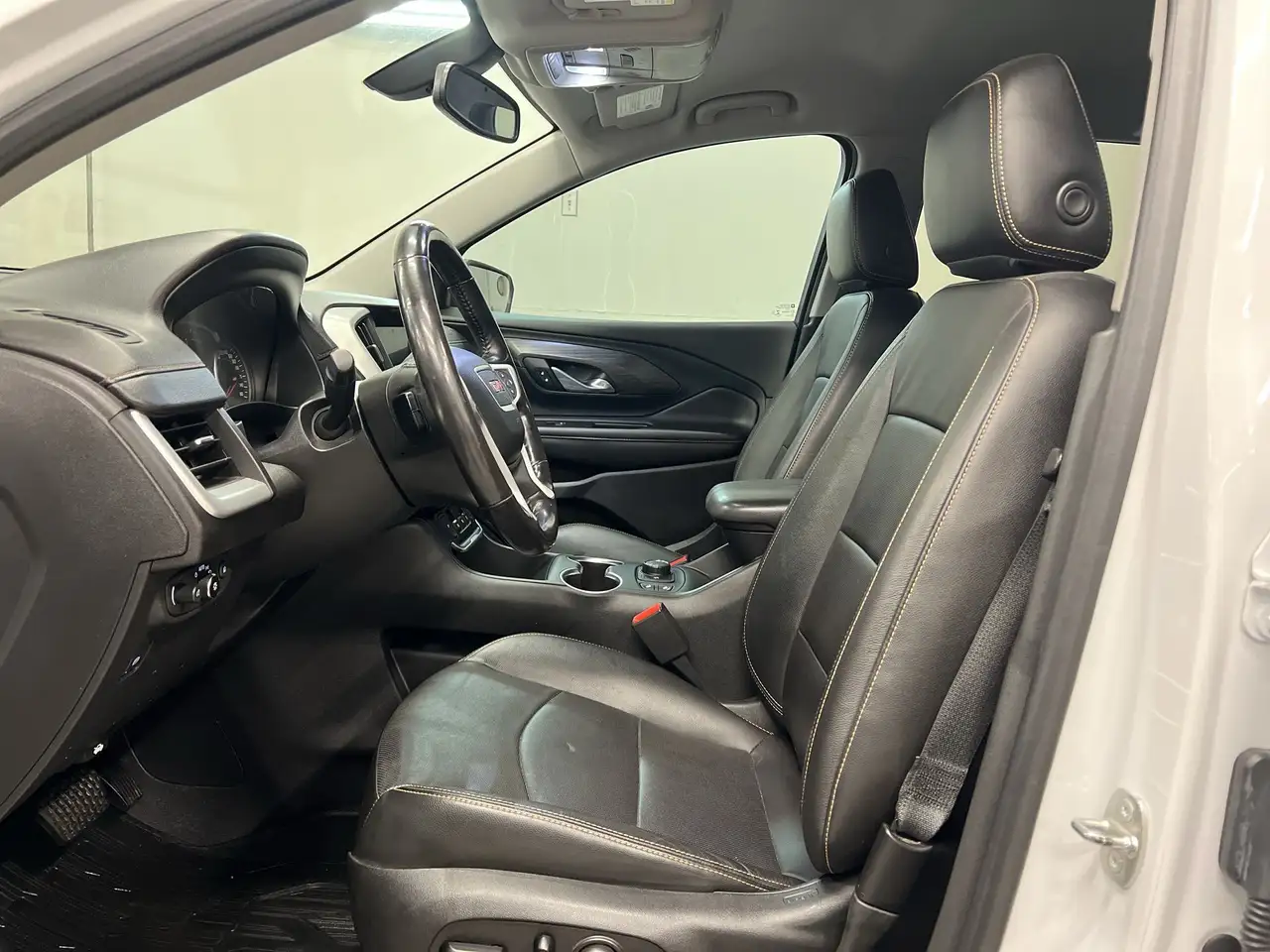 GMC Terrain снимка GMC Terrain