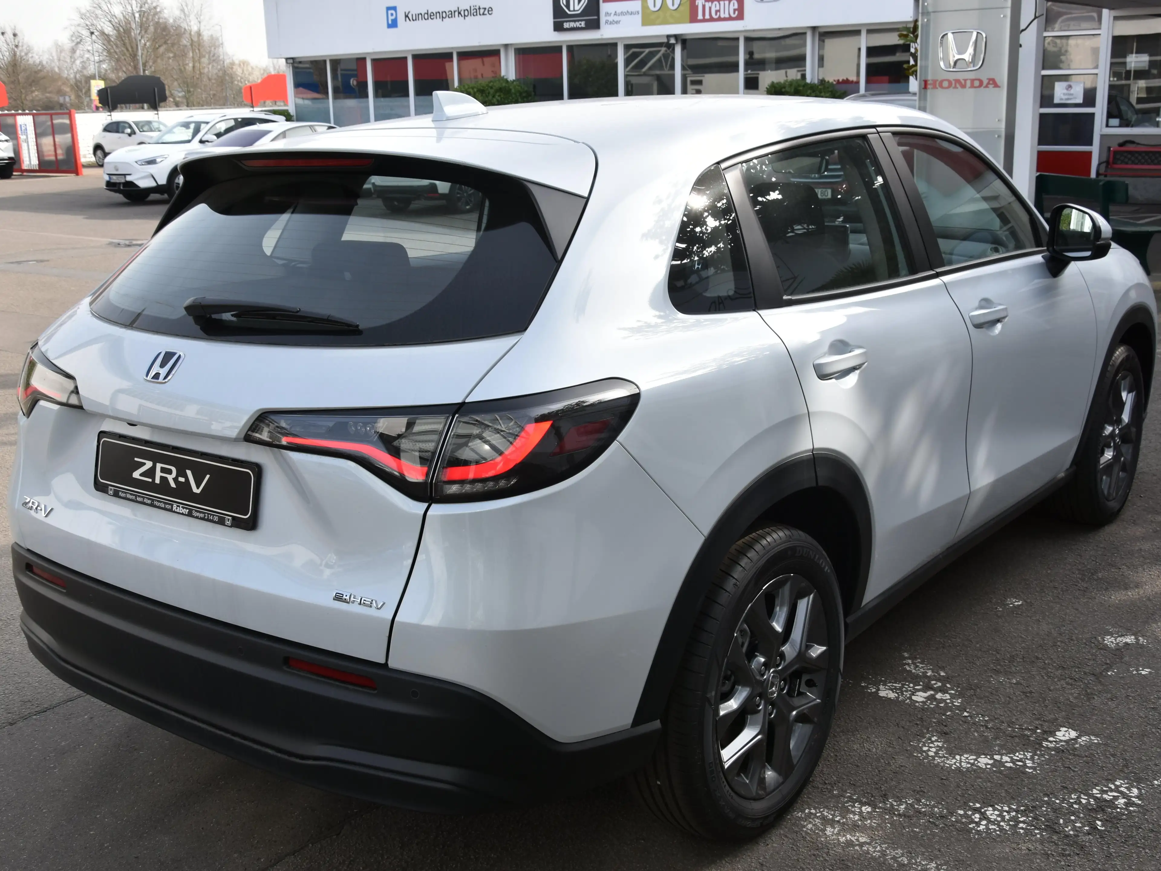 Honda ZR-V Elegance*TotW-Ass.*SHZ*LED*CARPLAY*PDC — photo 10