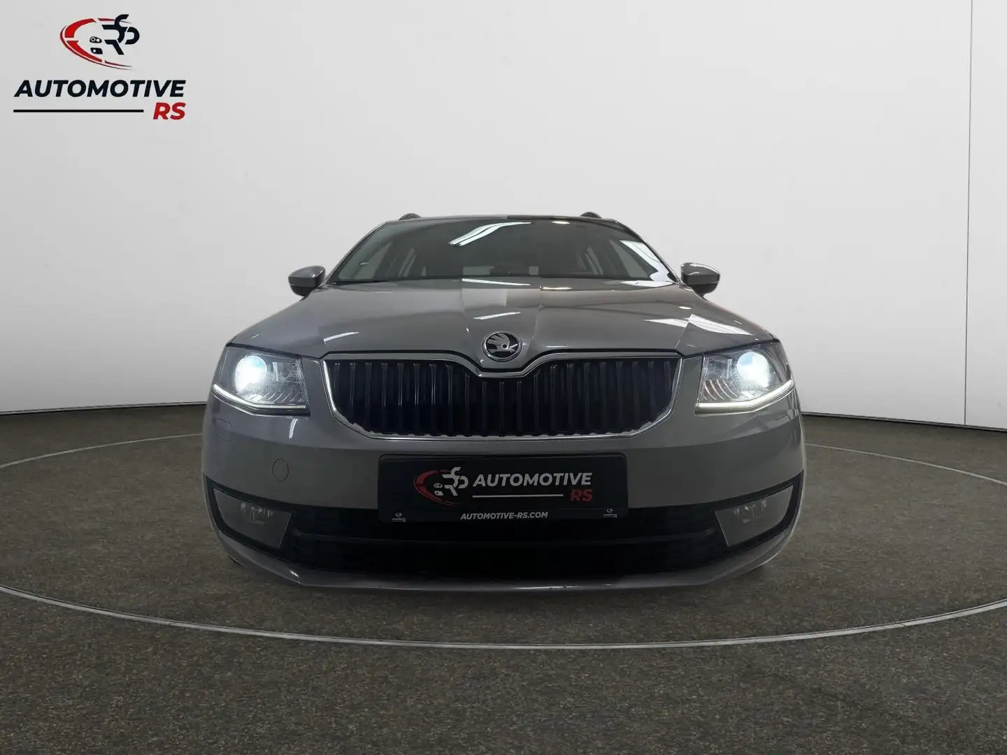 Skoda Octavia Combi 1.6 TDI Greentech Ambition Automaat Navi Tre Bruin - 2