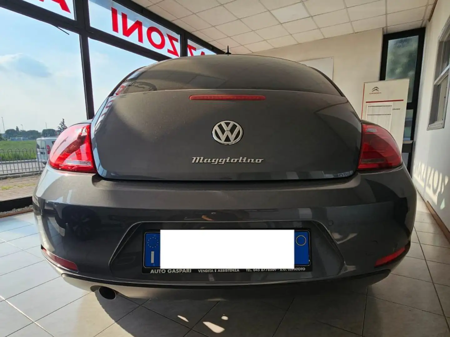 Volkswagen Maggiolino Maggiolino 1.6 tdi Design 105cv Grigio - 2