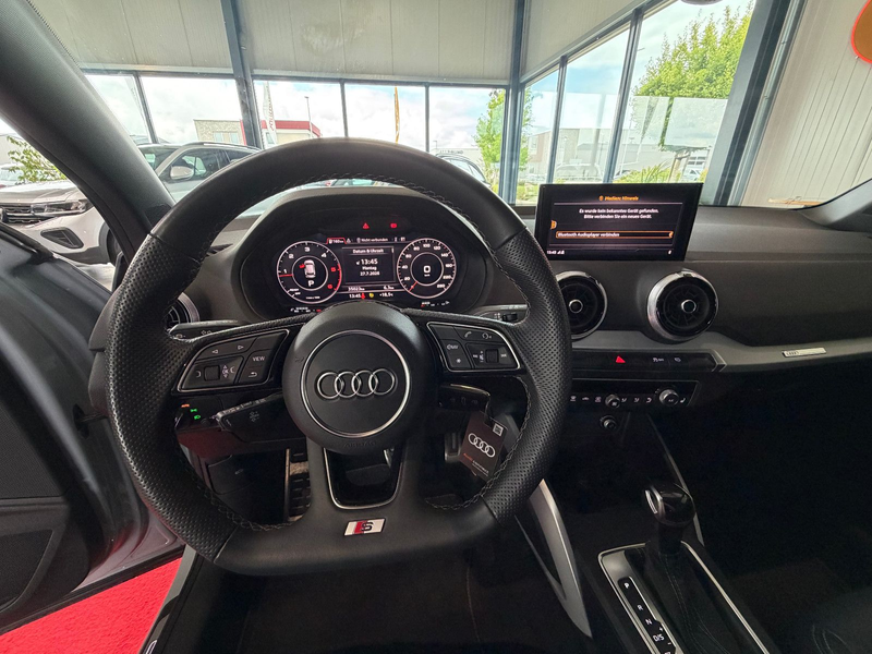 Audi Q2 30 TDI S-LINE S-tronic AHK*19Z*NAV*BLACKPAKET — photo 11