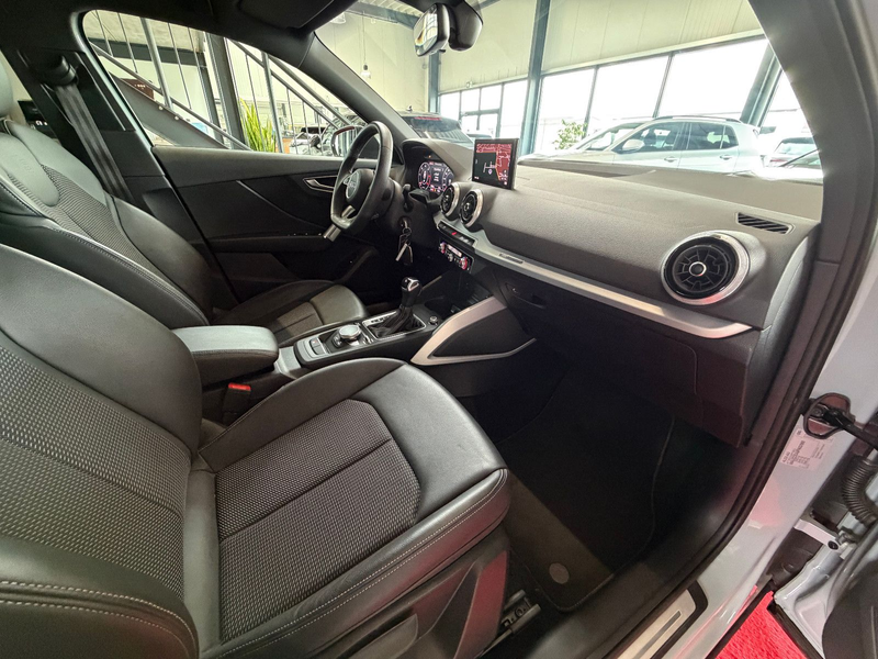 Audi Q2 30 TDI S-LINE S-tronic AHK*19Z*NAV*BLACKPAKET — photo 13