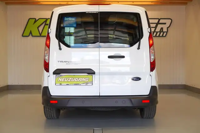 Ford Transit Connect view 5