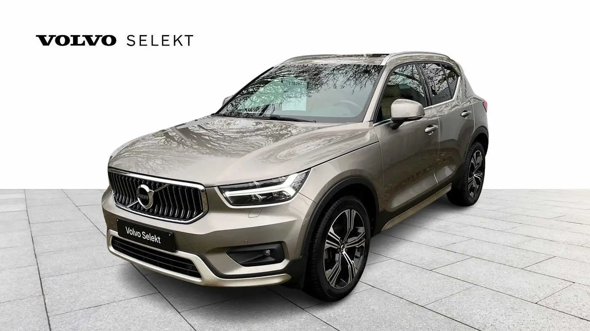 Volvo XC40 Inscription, T3 Geartronic Grijs - 1