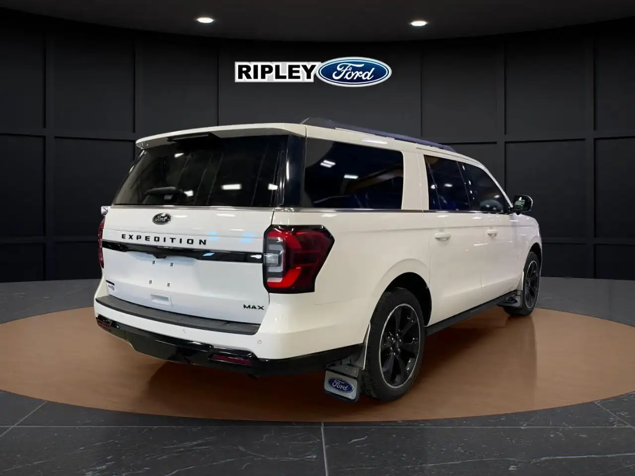 Ford Expedition снимка Ford Expedition