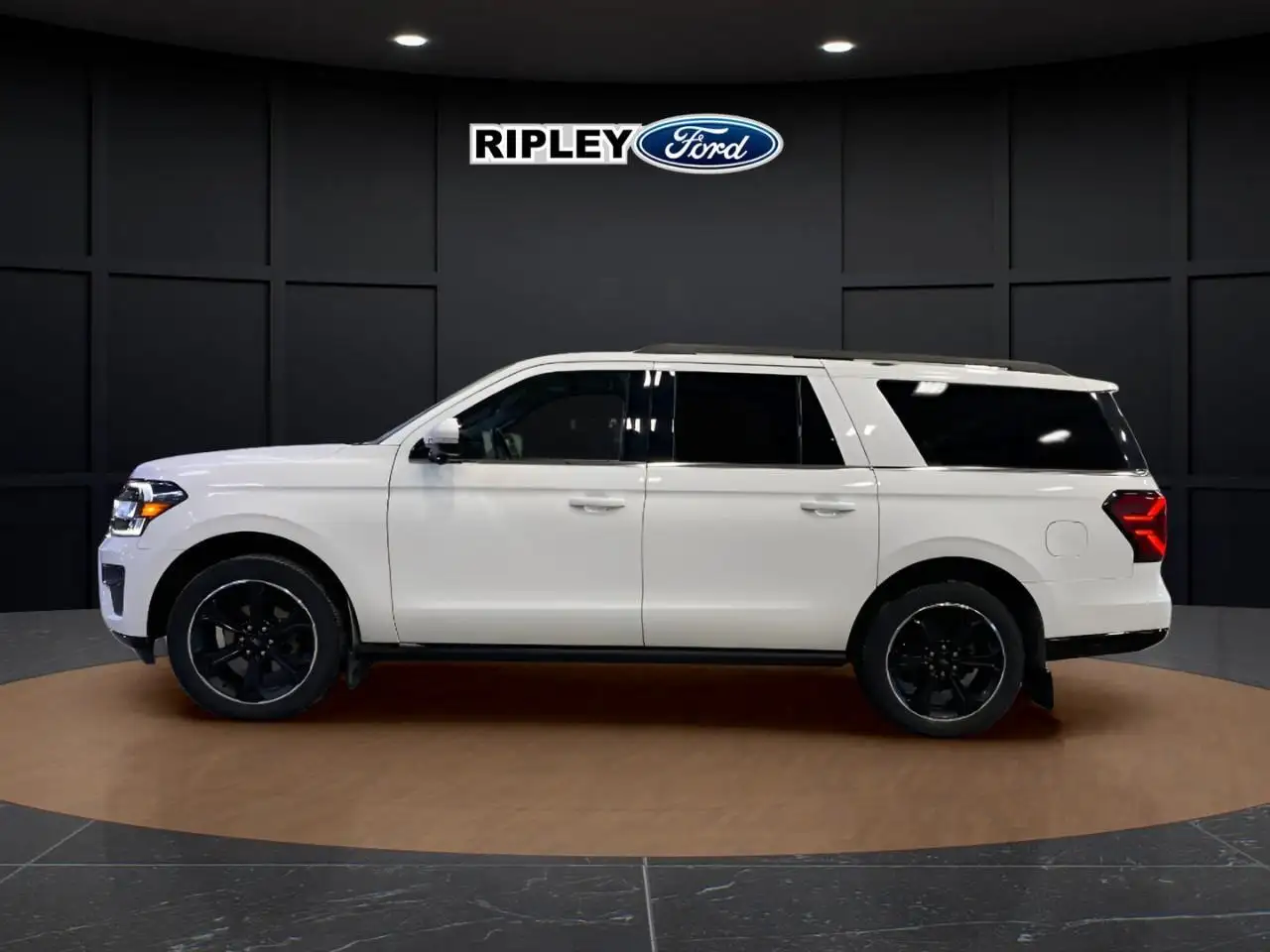 Ford Expedition снимка Ford Expedition