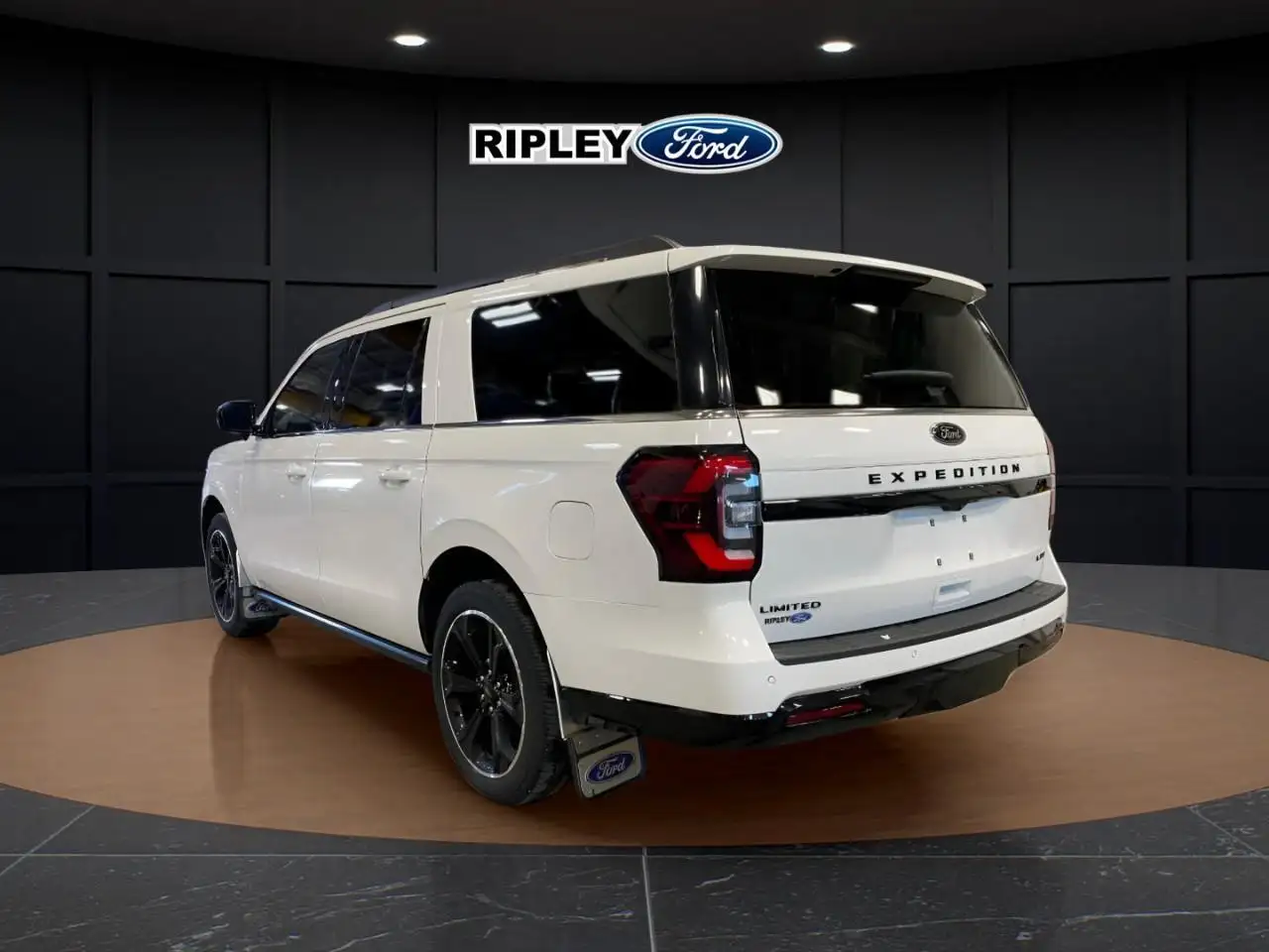 Ford Expedition снимка Ford Expedition