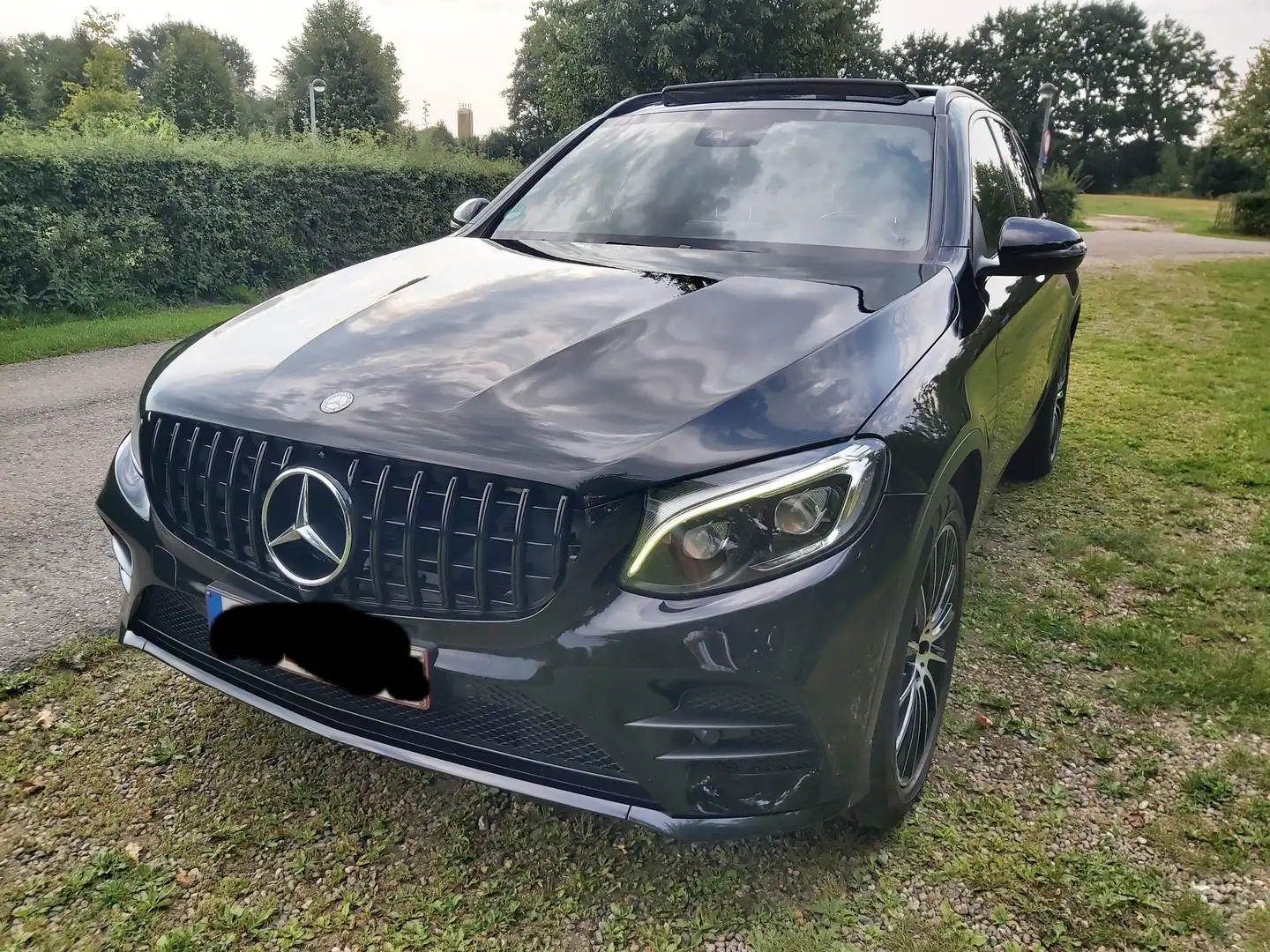 Mercedes-Benz GLC 250 d 4Matic 9G-TRONIC AMG Line - 2