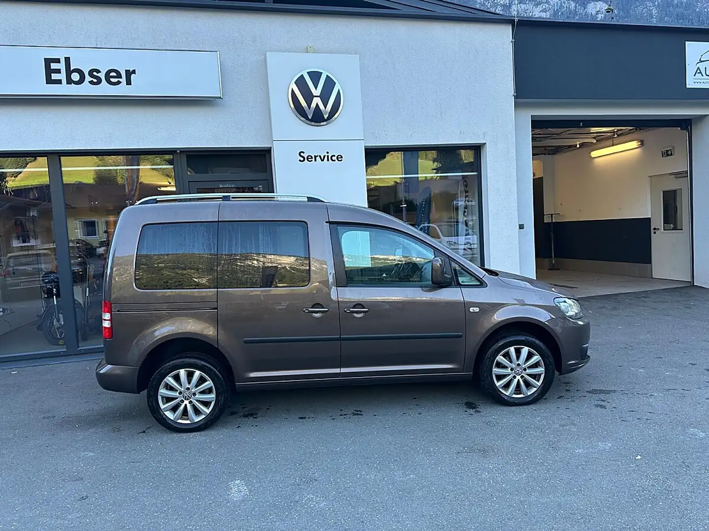Volkswagen Caddy Kombi Highline 2,0 TDI DPF 4MOTION Braun - 2