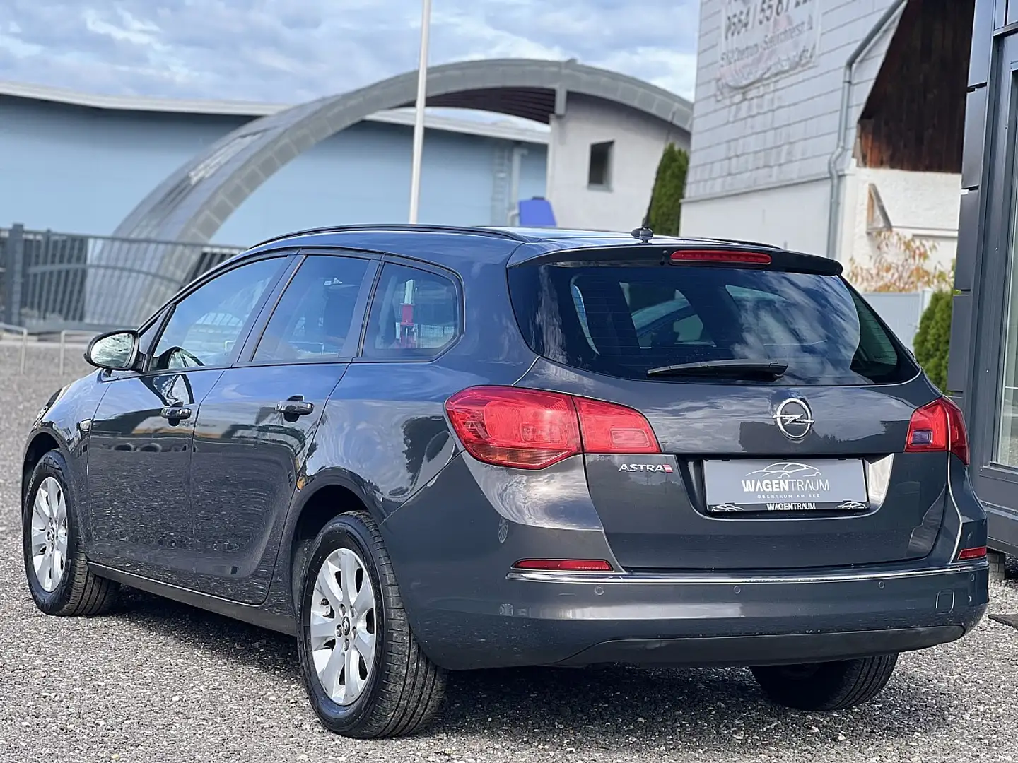 Opel Astra ST 1,4 Turbo ECOTEC*KLIMA*SHZ*PDC*LENKRADHEIZUN... Grau - 2