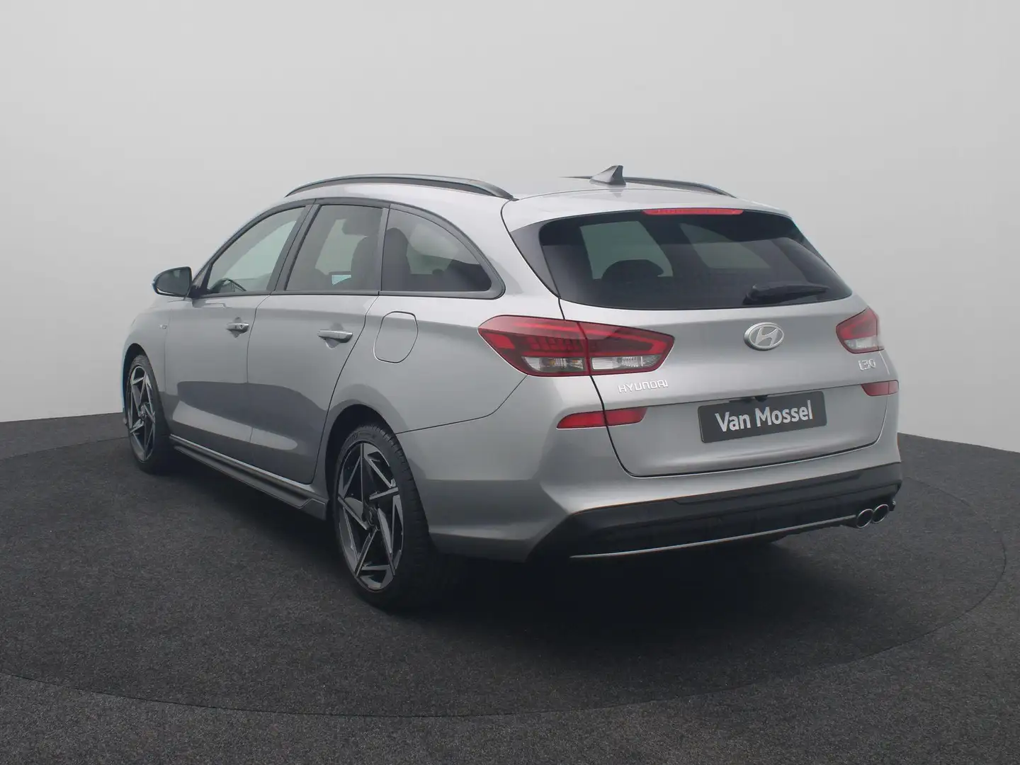 Hyundai i30 Wagon 1.5 T-GDi MHEV N Line Grijs - 2