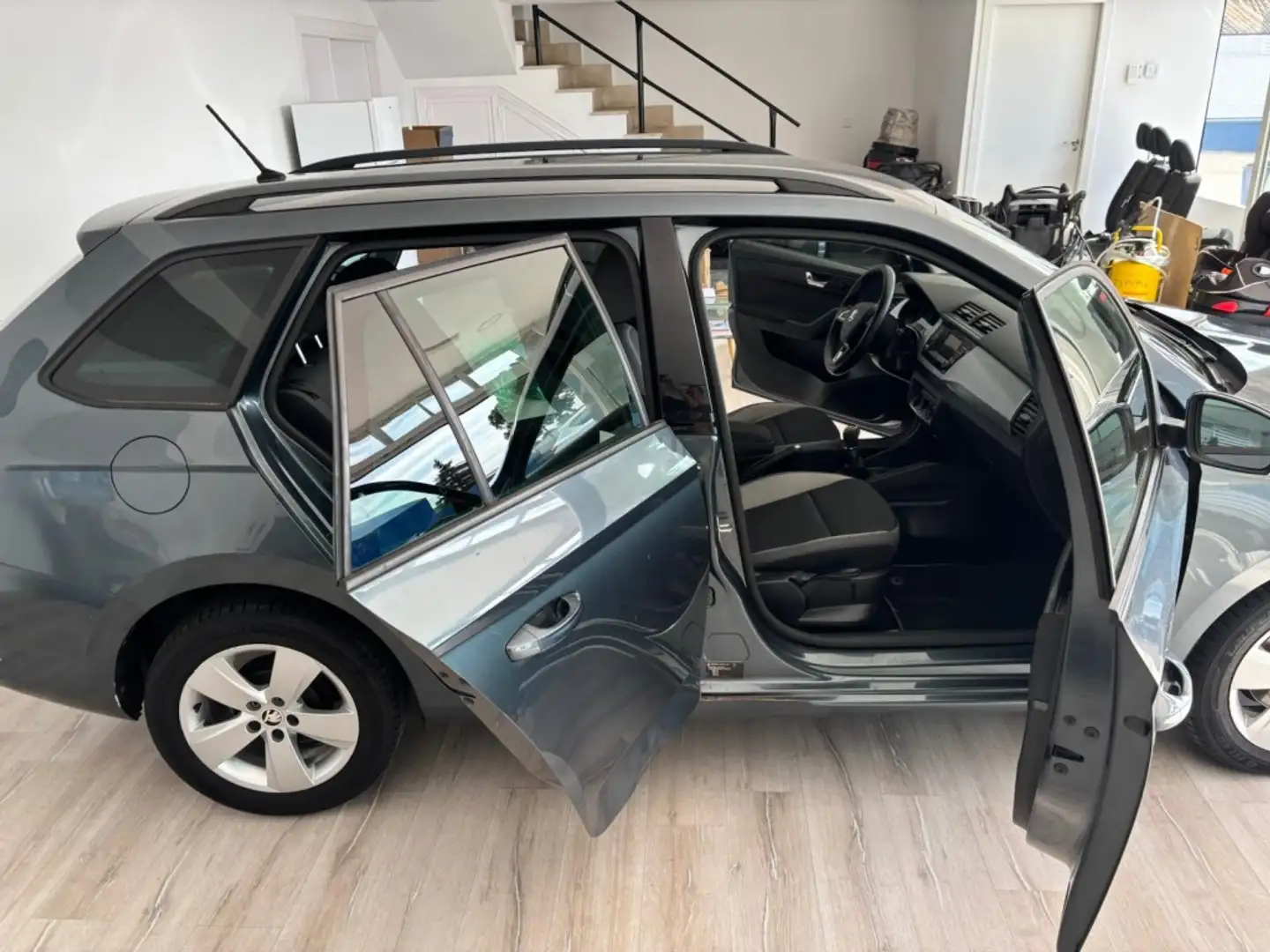 Skoda Fabia 1.2 TSI Ambition 81kW Vert - 2