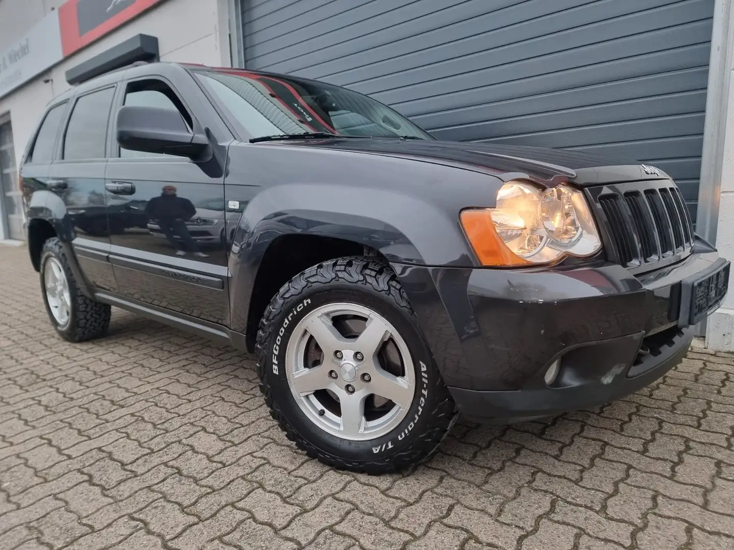 Jeep Grand Cherokee 3.0 CRD Laredo/AHK/ BF Goodrich A Noir - 2