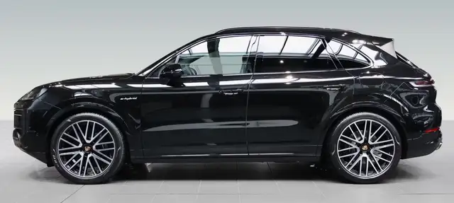 Porsche Cayenne Cayenne Hybrid BlackEdition 22Zoll Sitzklima AHV Ansicht 4