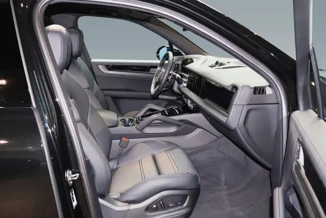 Porsche Cayenne Cayenne Hybrid BlackEdition 22Zoll Sitzklima AHV Ansicht 13