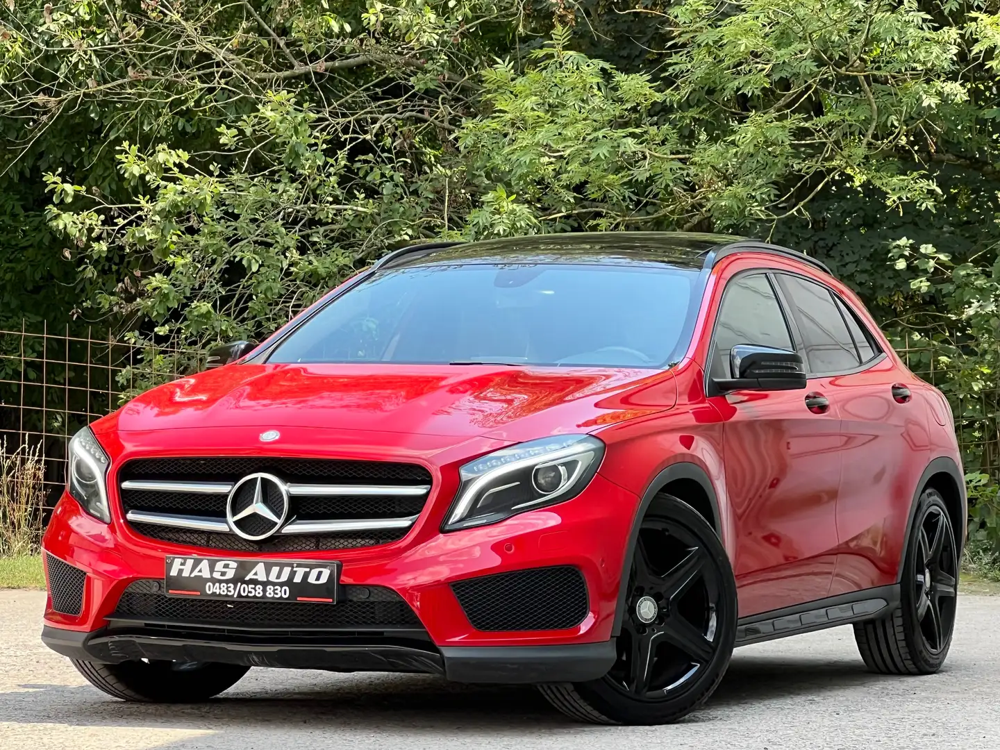 Mercedes-Benz GLA 200 d 4-Matic//B.AUTO//PACKAMG//FULLOPTIONS - 1