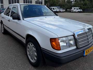 Mercedes 250D W124 1985 | Belastingvrij