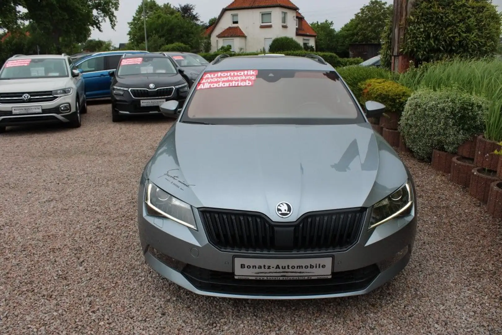Skoda Superb Kbi 2.0 TSI 4x4 DSG SportLine *Navi,AHK,Kamera* Grijs - 2
