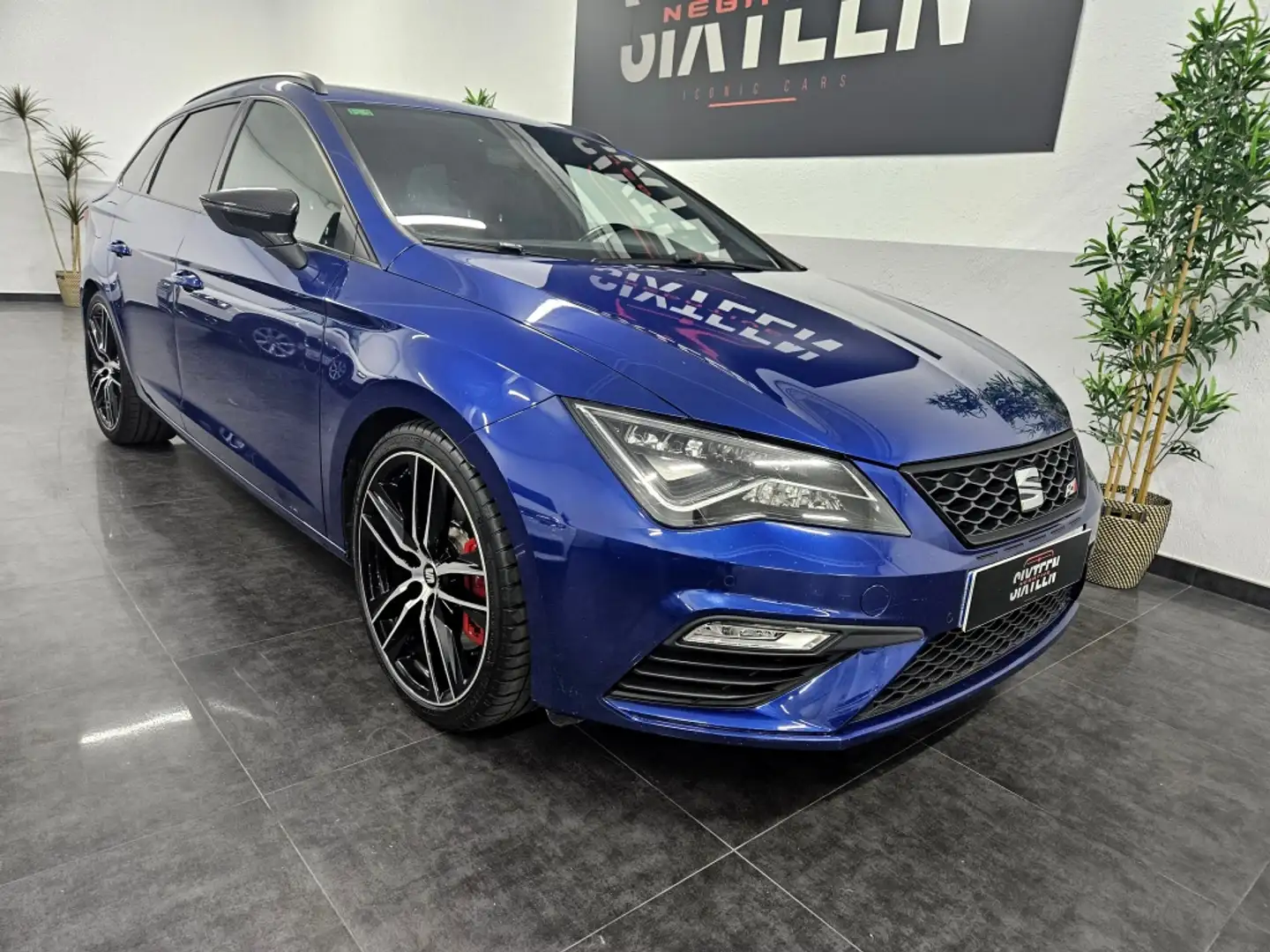 SEAT Leon ST 2.0 TSI S&S Cupra DSG 300 Azul - 2
