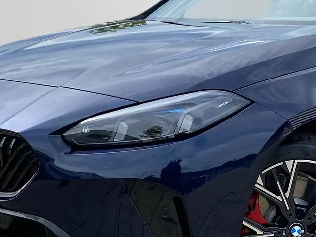 BMW 1 Series view 5
