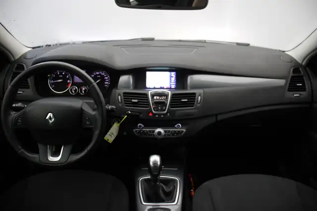 Renault Laguna view 2