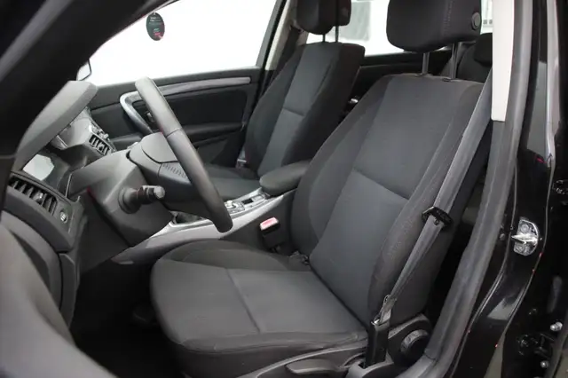 Renault Laguna view 9