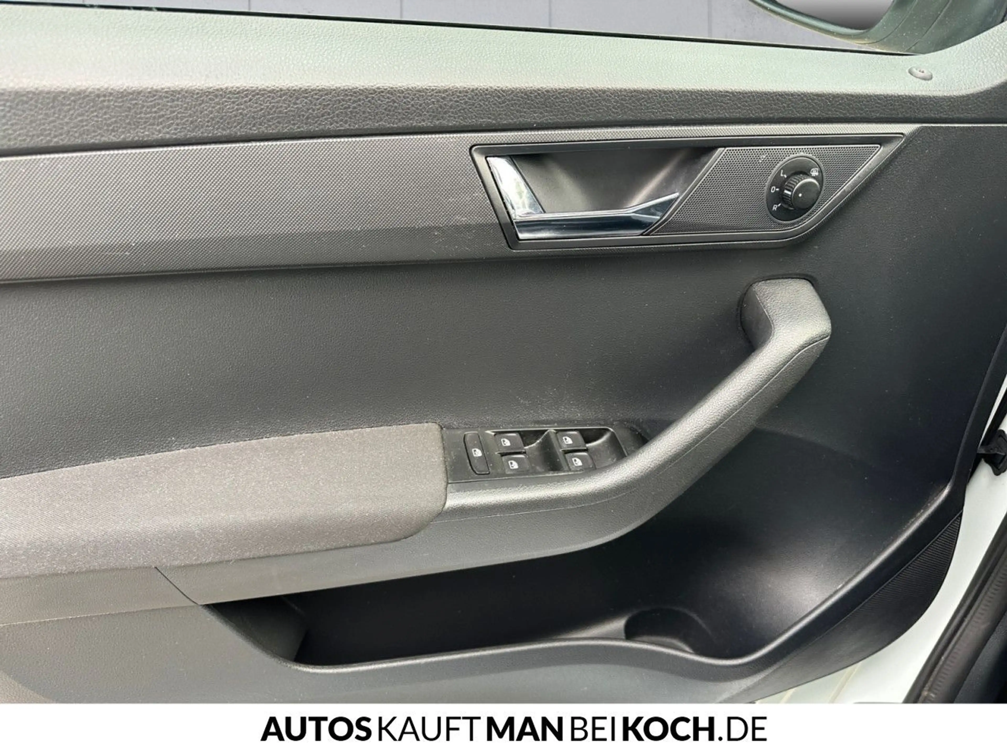 Skoda Fabia 1.0 MPI Clever 5-Gang PDC SHZ EFH GREENTEC — photo 14