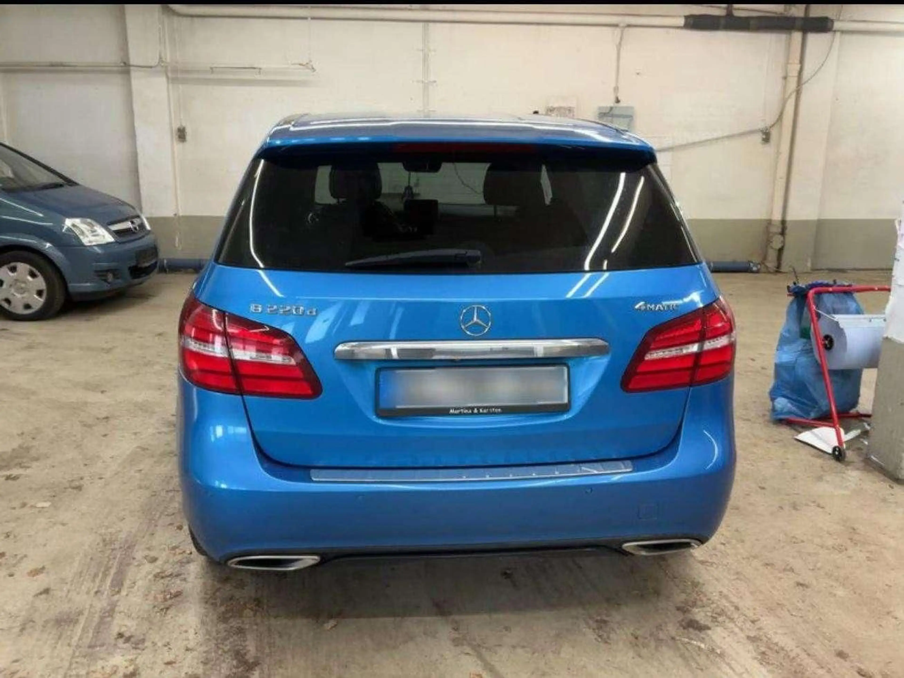 Mercedes-Benz B 220 B 220 CDI / d 4Matic-Automatik! — photo 3