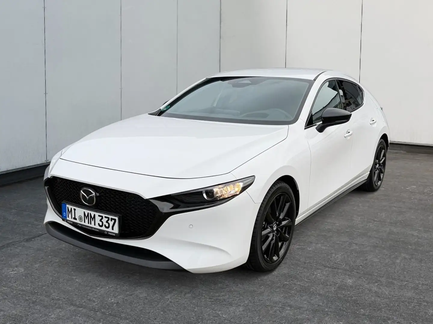 Mazda 3 2.5L e-SKYACTIV G 140ps Homura Blanc - 1