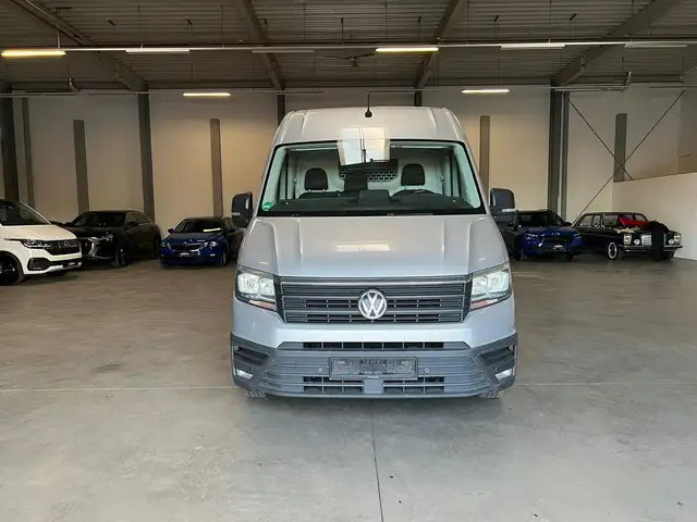 Volkswagen Crafter view 2