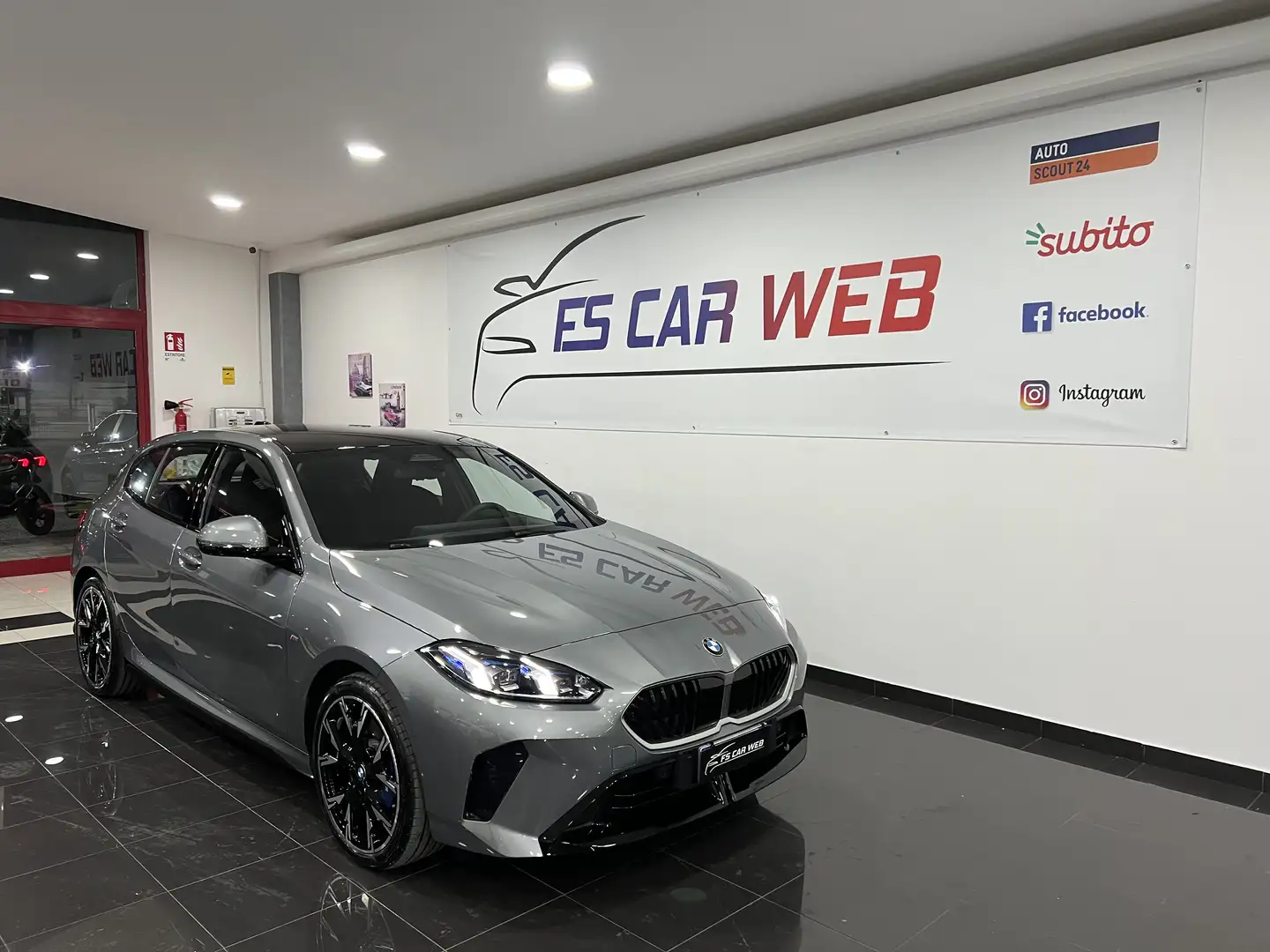 BMW 120 d 48V MSport Pro auto Gris - 1