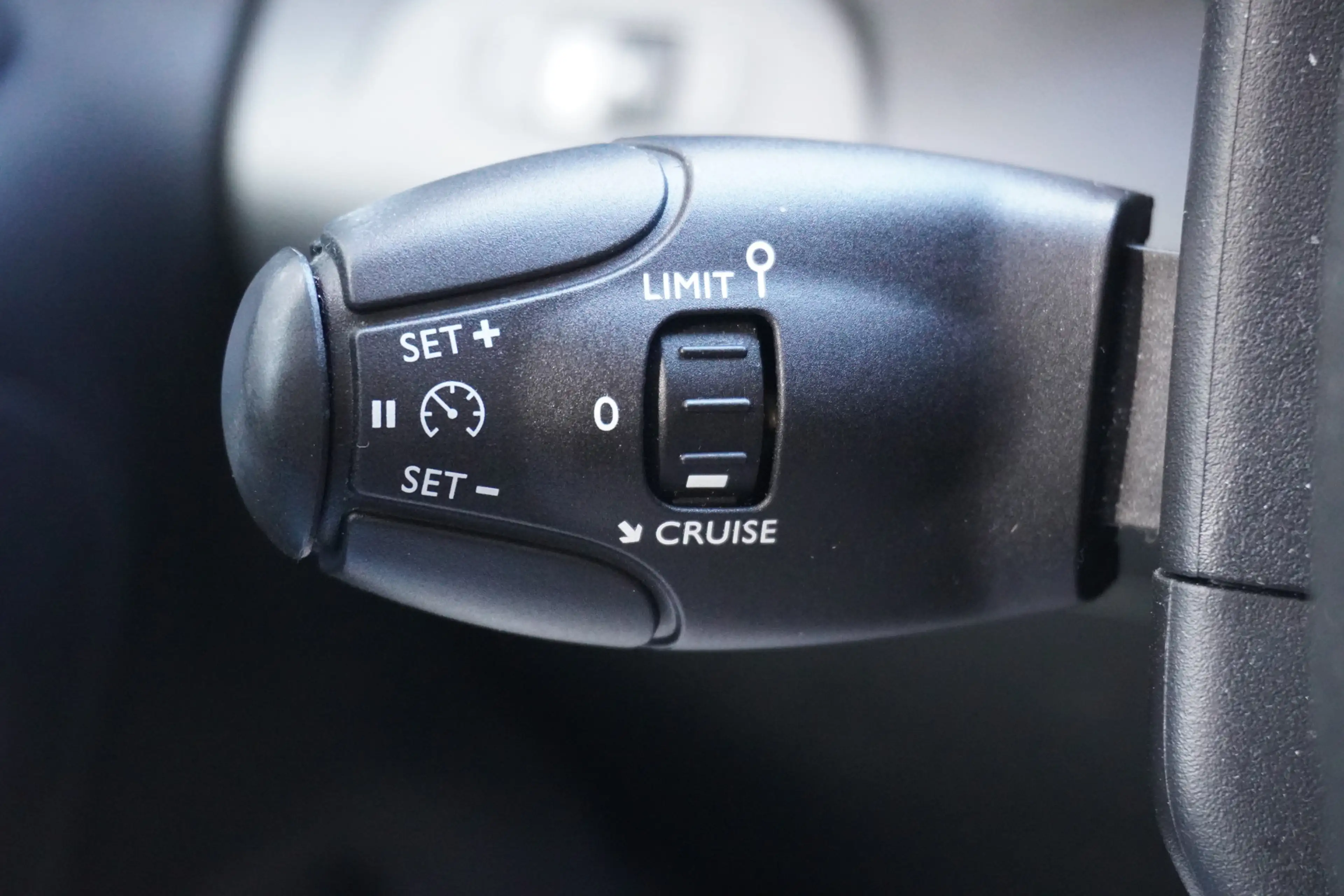 Toyota Proace City 1.5 D-4D EURO 6 - Airco - Cruise - PDC - €12.950,- — photo 18