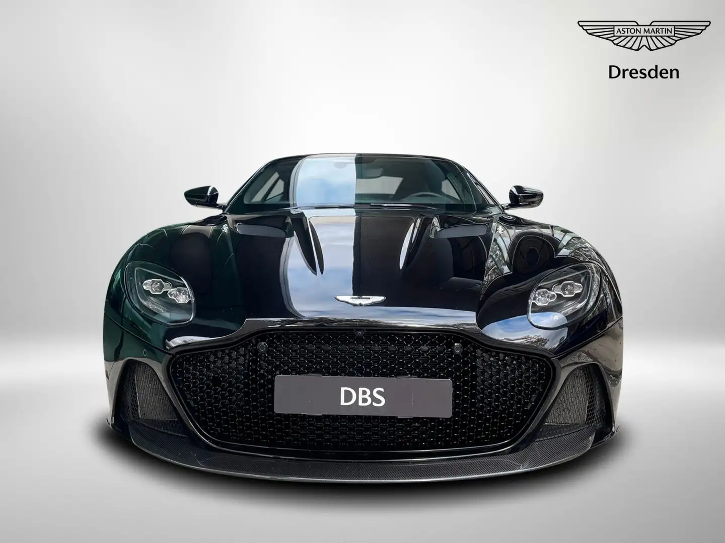 Aston Martin DBS Superleggera Coupe  5.2 V12 Чёрный - 2