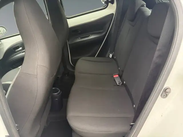 Toyota Aygo view 14