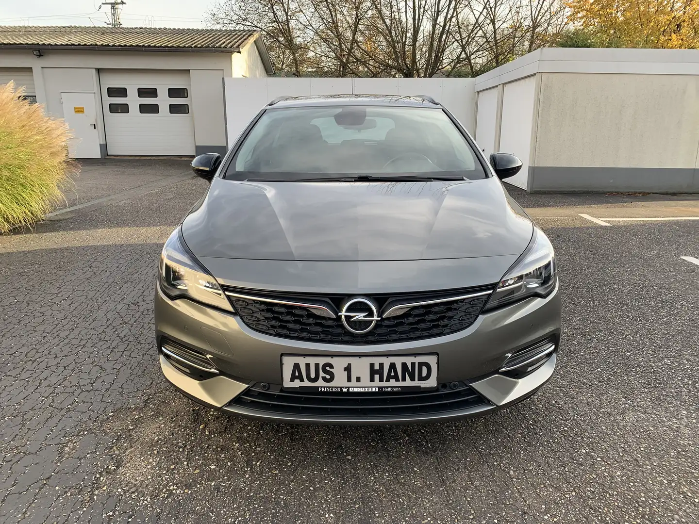 Opel Astra Astra Sports Tourer 1.4 Turbo Aut. "Edition" Grau - 2