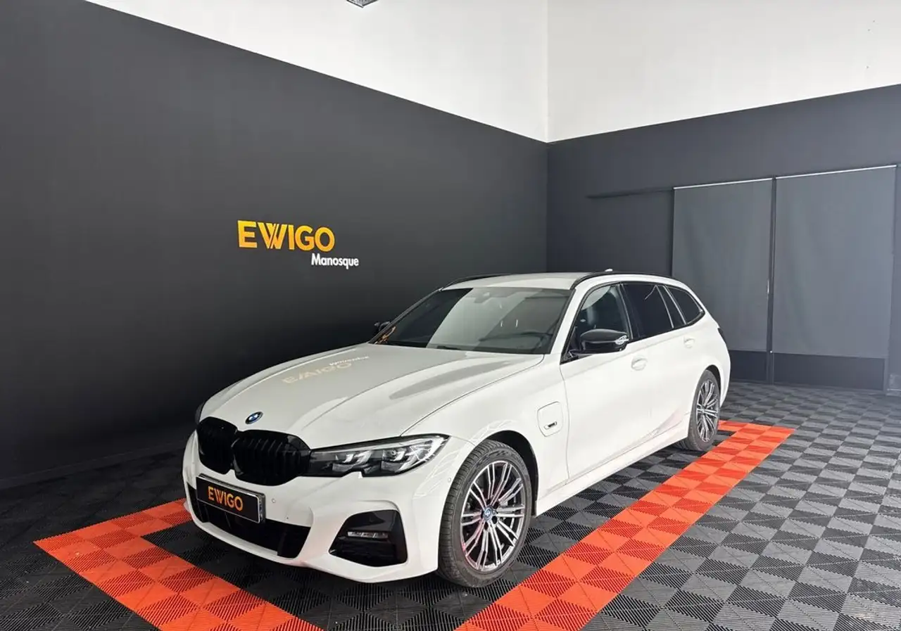 BMW 330