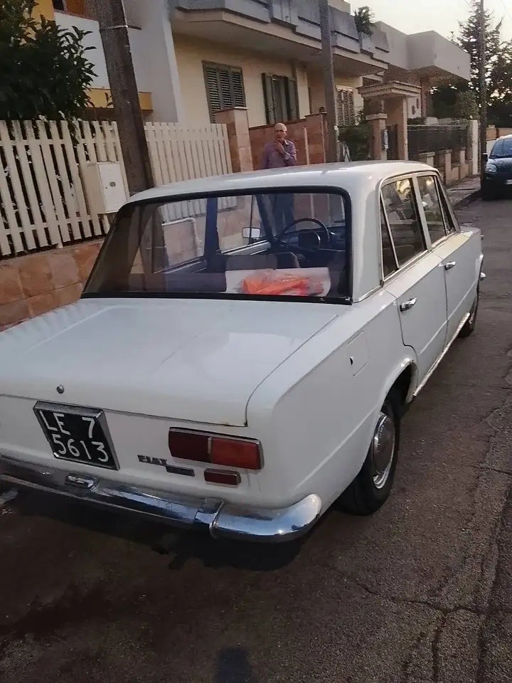 Fiat 124 Coupè 124 A Berlina, foto 4