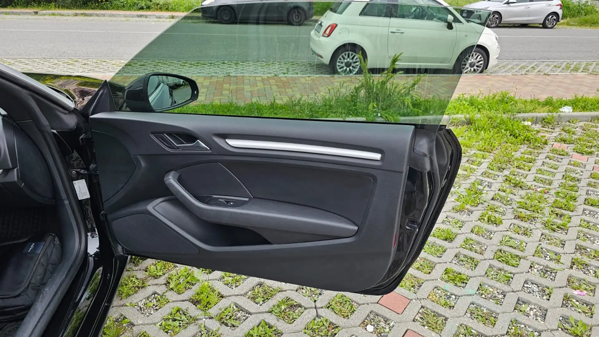 Audi A3 Cabrio 2.0 tdi Sport 150cv s-tronic - 2