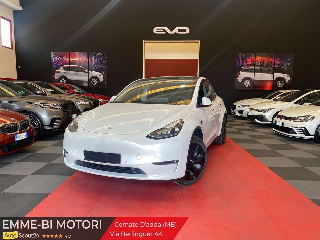Tesla Model Y 75 kWh Dual Motor Long Range 4WD aut. gancio traino