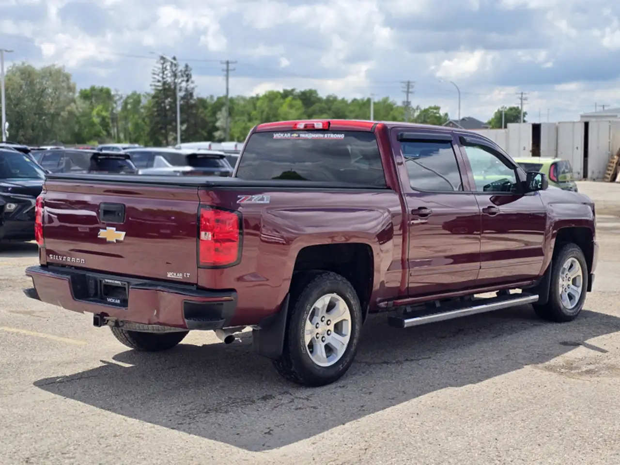 Chevrolet Silverado 1500 снимка Chevrolet Silverado 1500