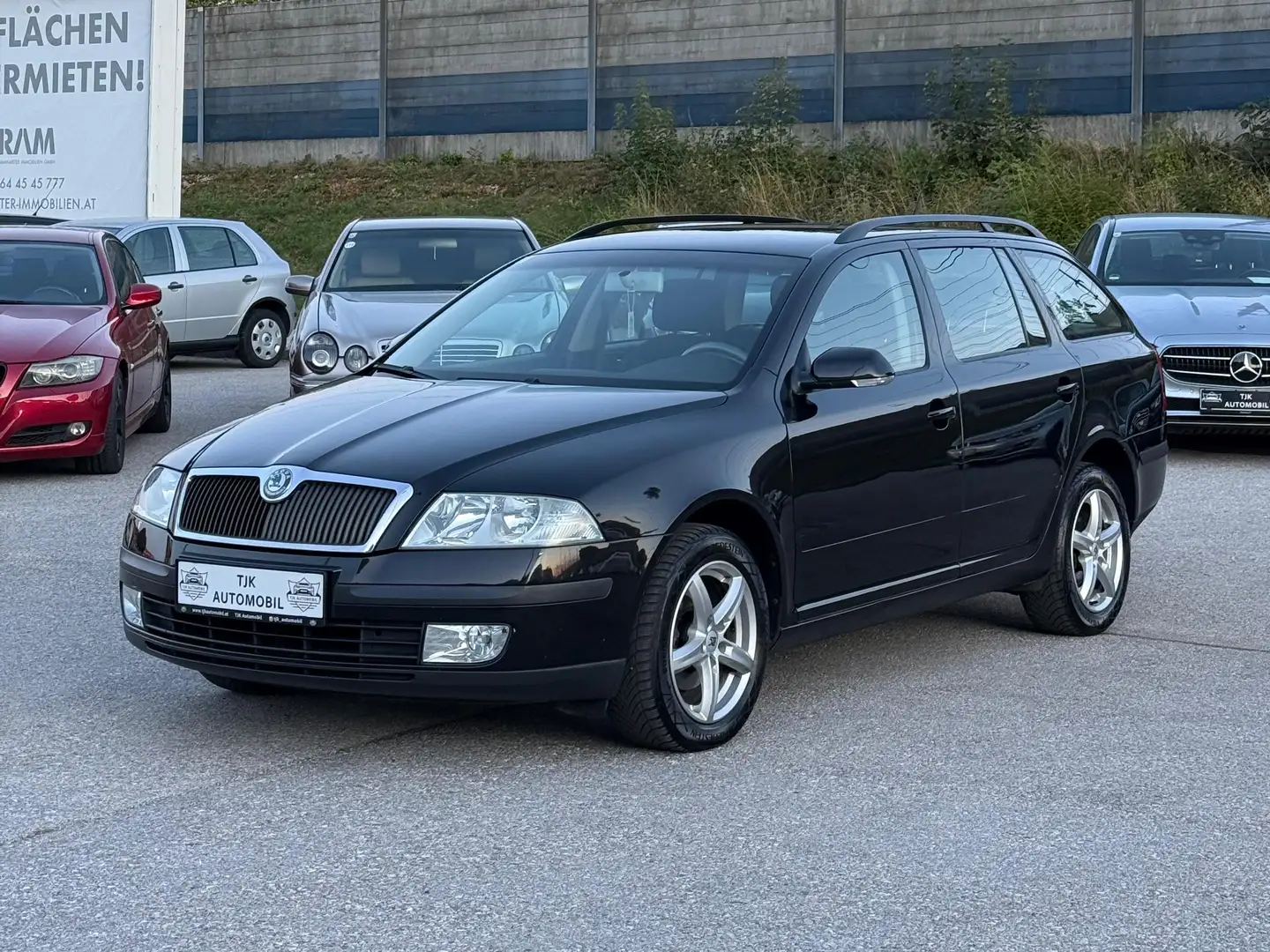 Skoda Octavia Octavia Combi 1,9 Classic TDI PD Classic Schwarz - 1