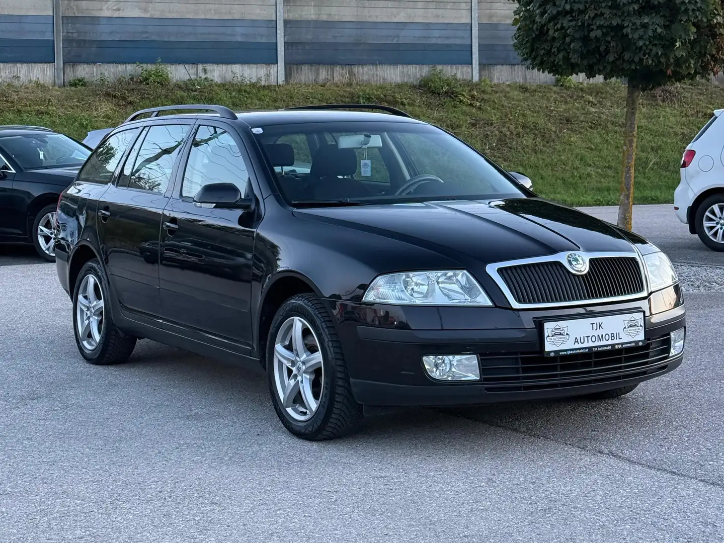 Skoda Octavia Octavia Combi 1,9 Classic TDI PD Classic Schwarz - 2