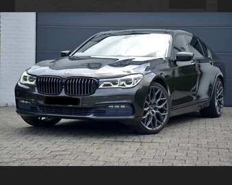 BMW-service onderhouden. Rookvrij.