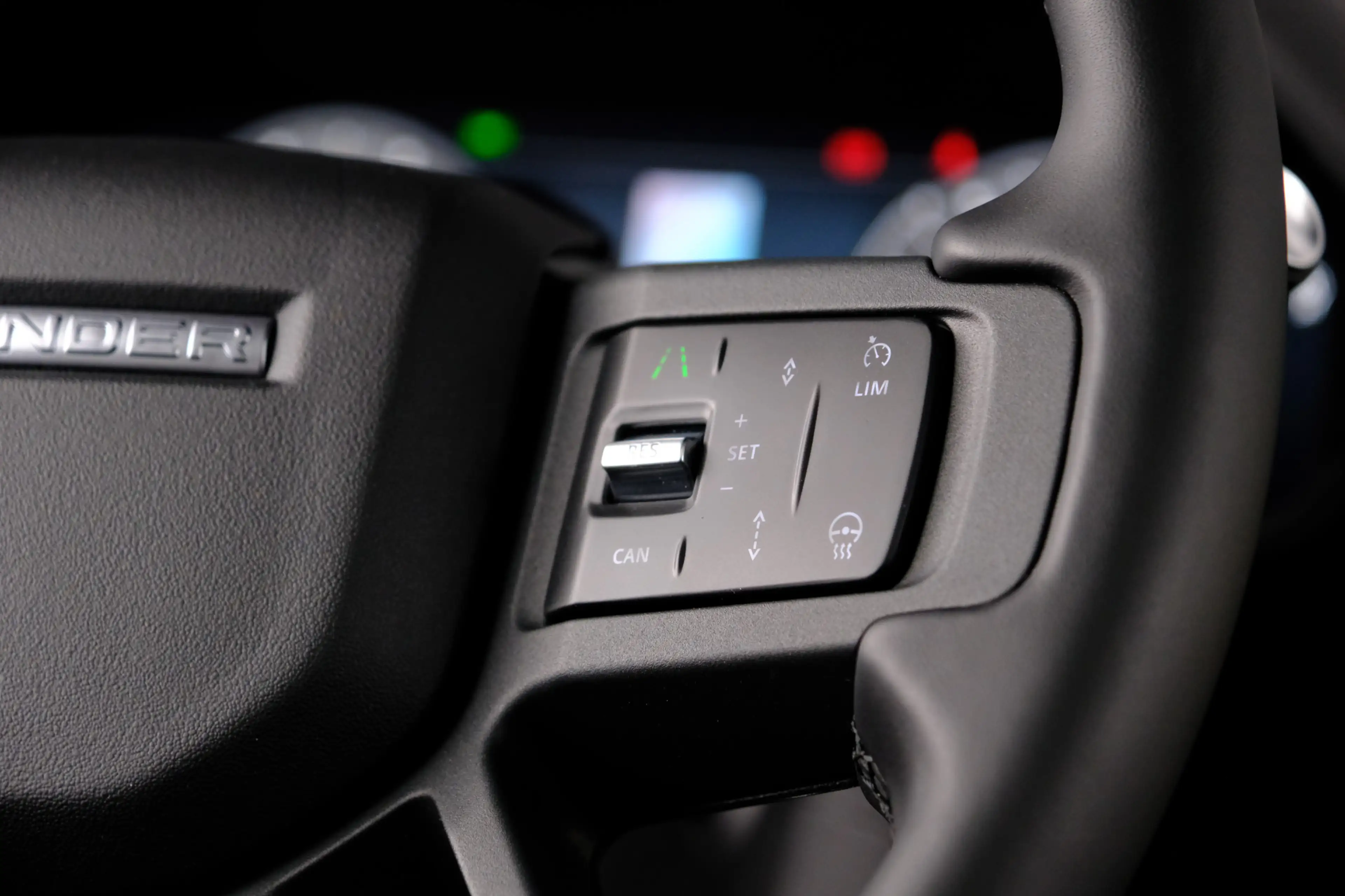 Land Rover Defender 110 2.0 P300e 110 X-Dynamic HSE | Elec Trekhaak | — photo 23